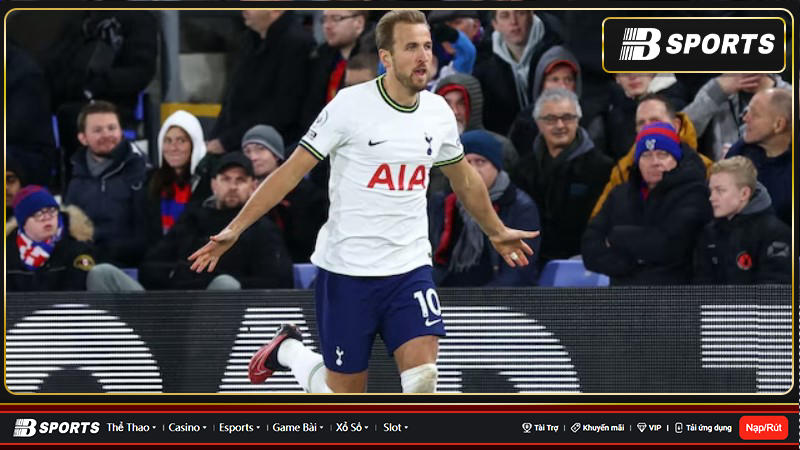 Theo một bài báo, Tottenham Hotspur hiện đang thảo luận với tiền đạo ngôi sao Harry Kane để hai bên sẽ ký vào một bản hợp đồng mới.