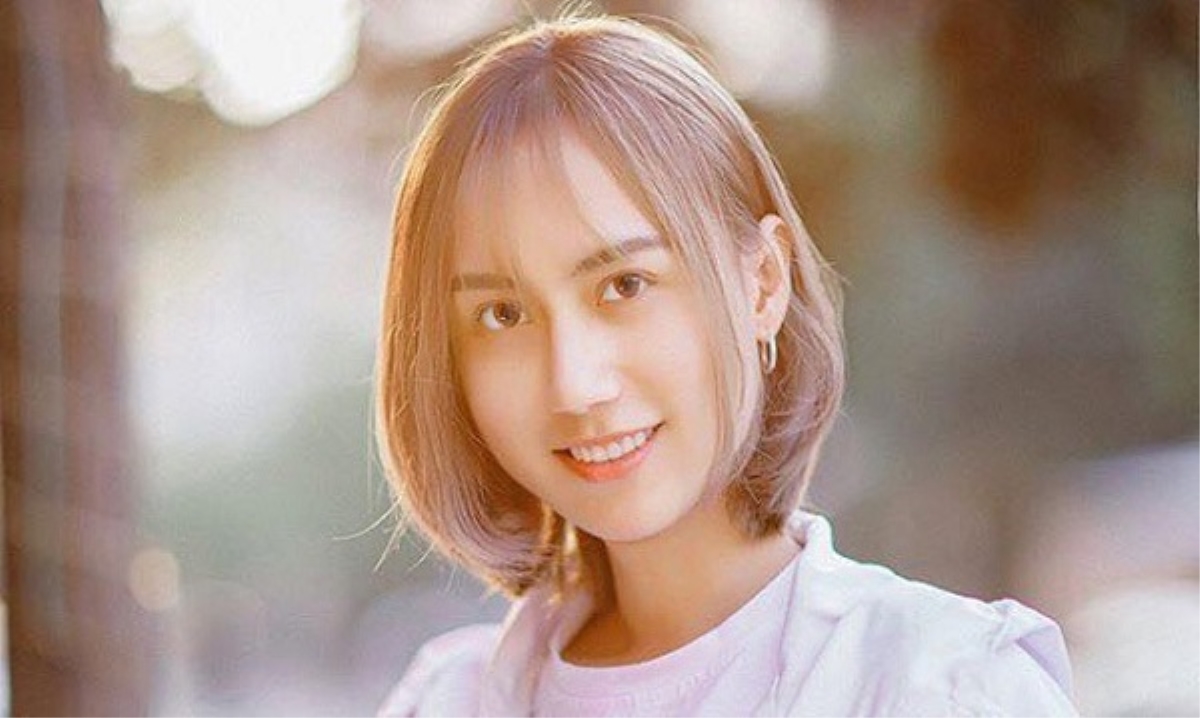 Lynk Lee dần dần thay đổi sang phong cách nữ tính dần
