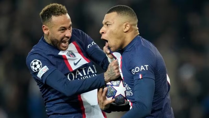 Tiền đạo Neymar đã có sự trở lại ấn tượng cho PSG với 18 bàn thắng cùng 17 pha kiến ​​​​tạo sau 29 lần ra sân trên mọi đấu trường mùa này.