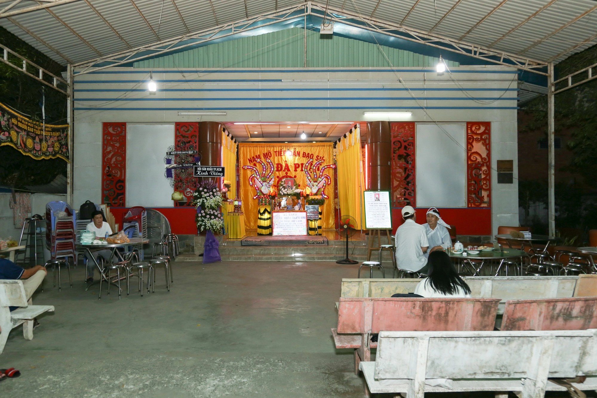 Đám tang của cố nghệ sĩ 