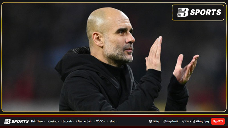 CĐV Anh cho rằng Man City đã bị cướp mất một quả phạt đền