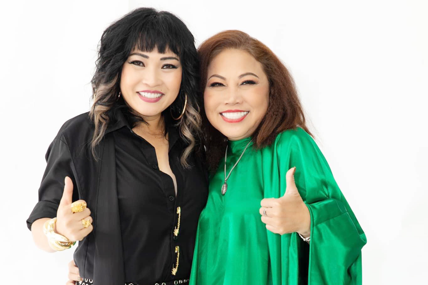 Siu Black cùng với người bạn thân là nữ ca sĩ Phương Thanh