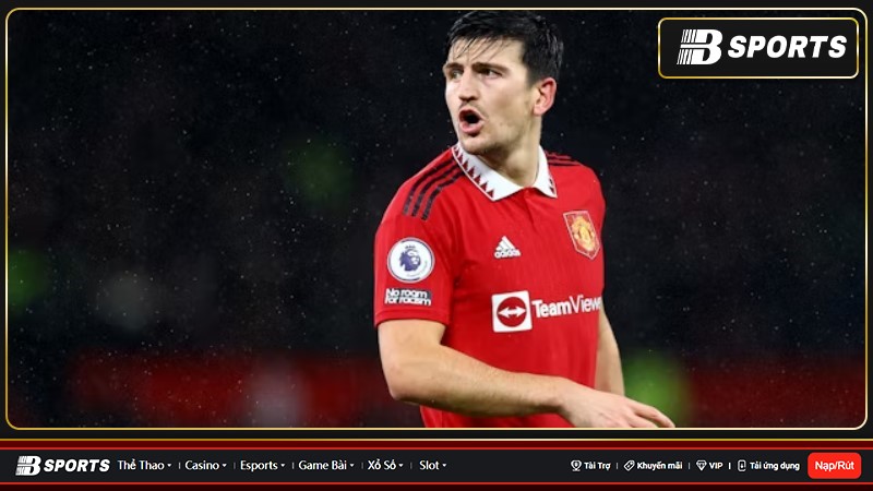 Maguire đã bị Erik ten Hag loại khỏi đội hình chính vì một số lỗi nghiêm trọng