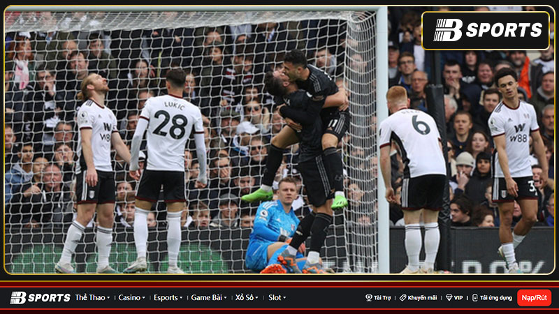 Arsenal thắng Fulham, Trossard lập kỷ lục