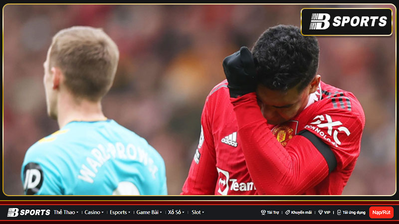 Thẻ đỏ Casemiro nhận về nhiều ý kiến trái chiều