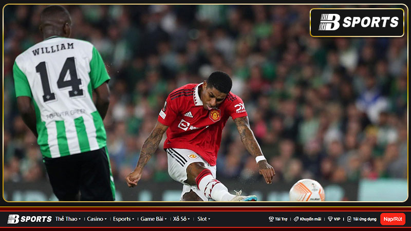 Man United vào tứ kết sau trận thắng Real Betis