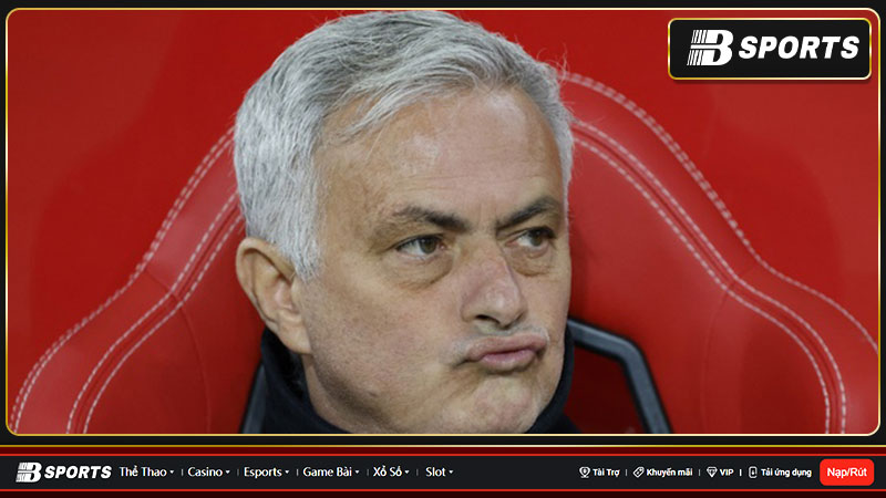 Mourinho chế nhạo Lazio đến tận “2 lần”