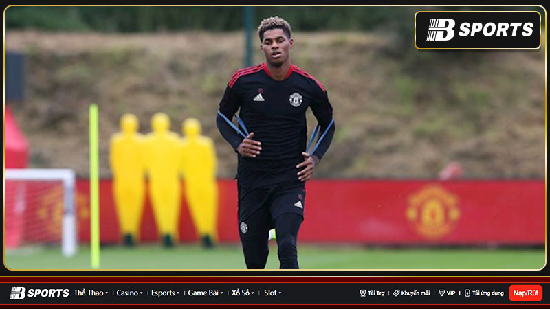 Rashford phải tập riêng theo giáo trình đặc biệt để lấy lại cảm giác
