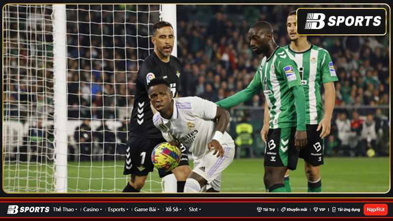 Real Madrid bị Betis cầm hòa đầy thất vọng