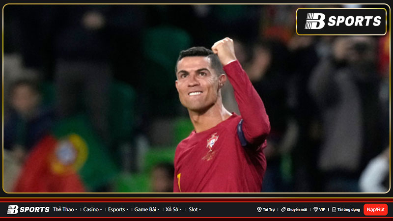 Ronaldo phá kỷ lục thế giới giúp Bồ Đào Nha chiến thắng