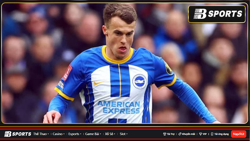 Brighton đã thông báo rằng cầu thủ chạy cánh Solly March đã ký hợp đồng mới có thời hạn đến tháng 6 năm 2026, với tùy chọn gia hạn thêm một năm.