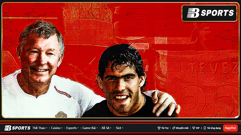 Carlos Tevez thi đấu tại MU dưới thời Sir Alex