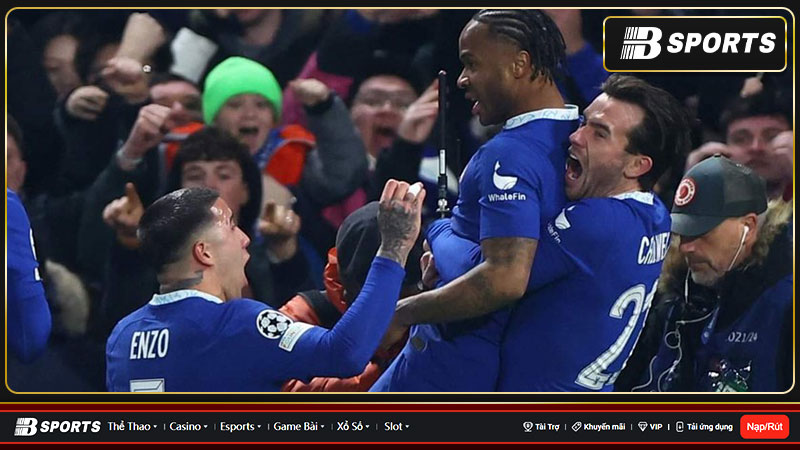 VAR giúp Chelsea bước vào tứ kết Champion League