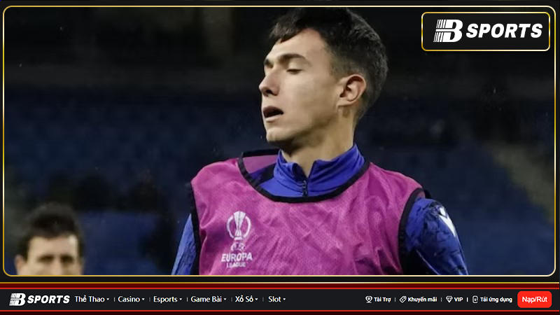 Tiền vệ Martin Zubimendi của Real Sociedad vẫn "rất hạnh phúc" tại câu lạc bộ hiện tại của mình trong bối cảnh những đồn đoán ra đi vào mùa hè.