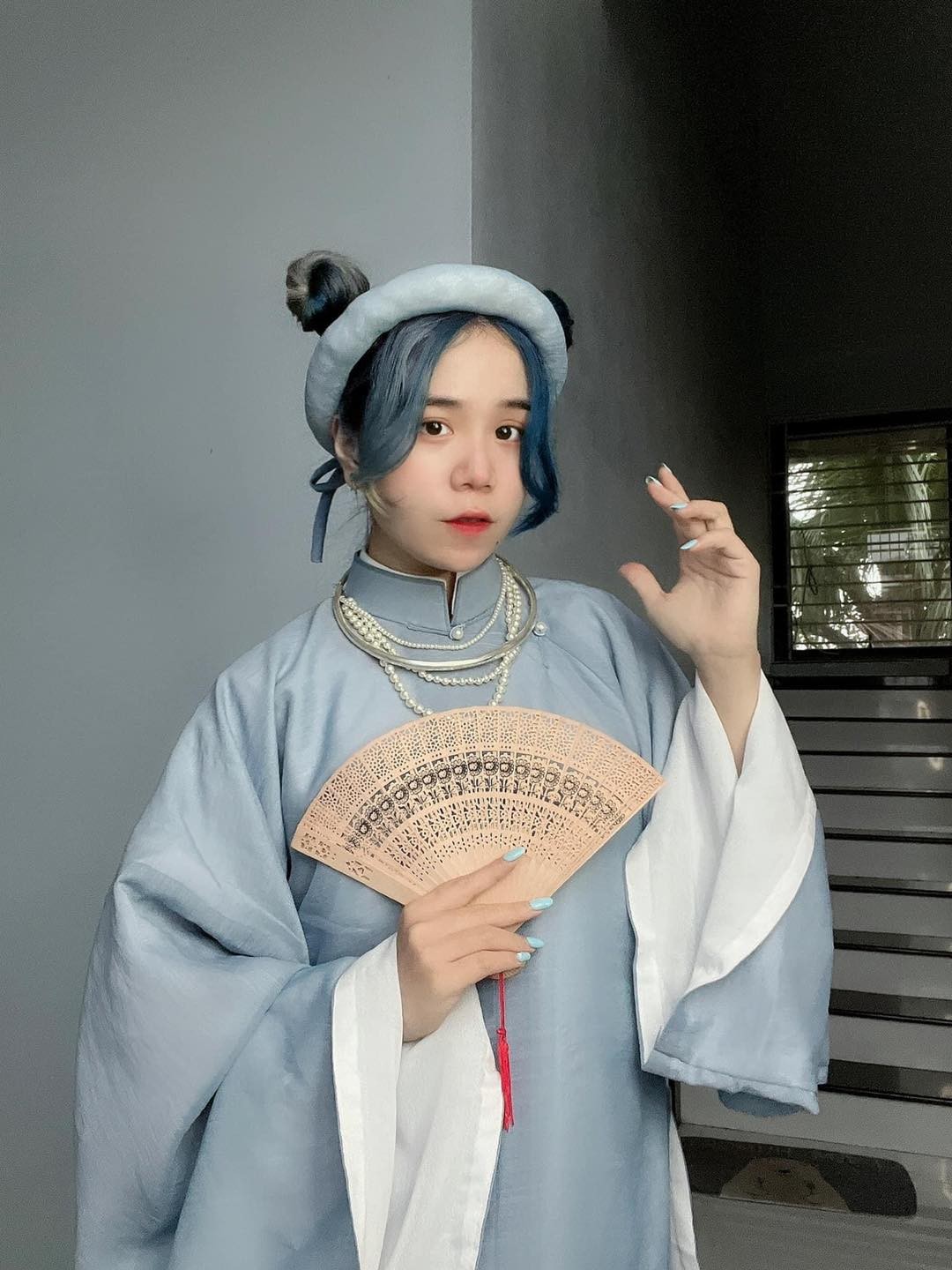 Cô nàng với vẻ ngoài xinh đep