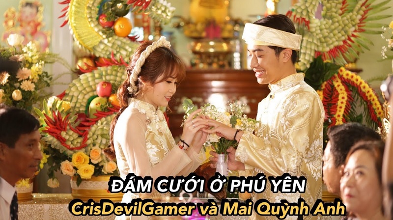Lễ cưới long trọng cùng hotgirl FapTV Quỳnh Anh
