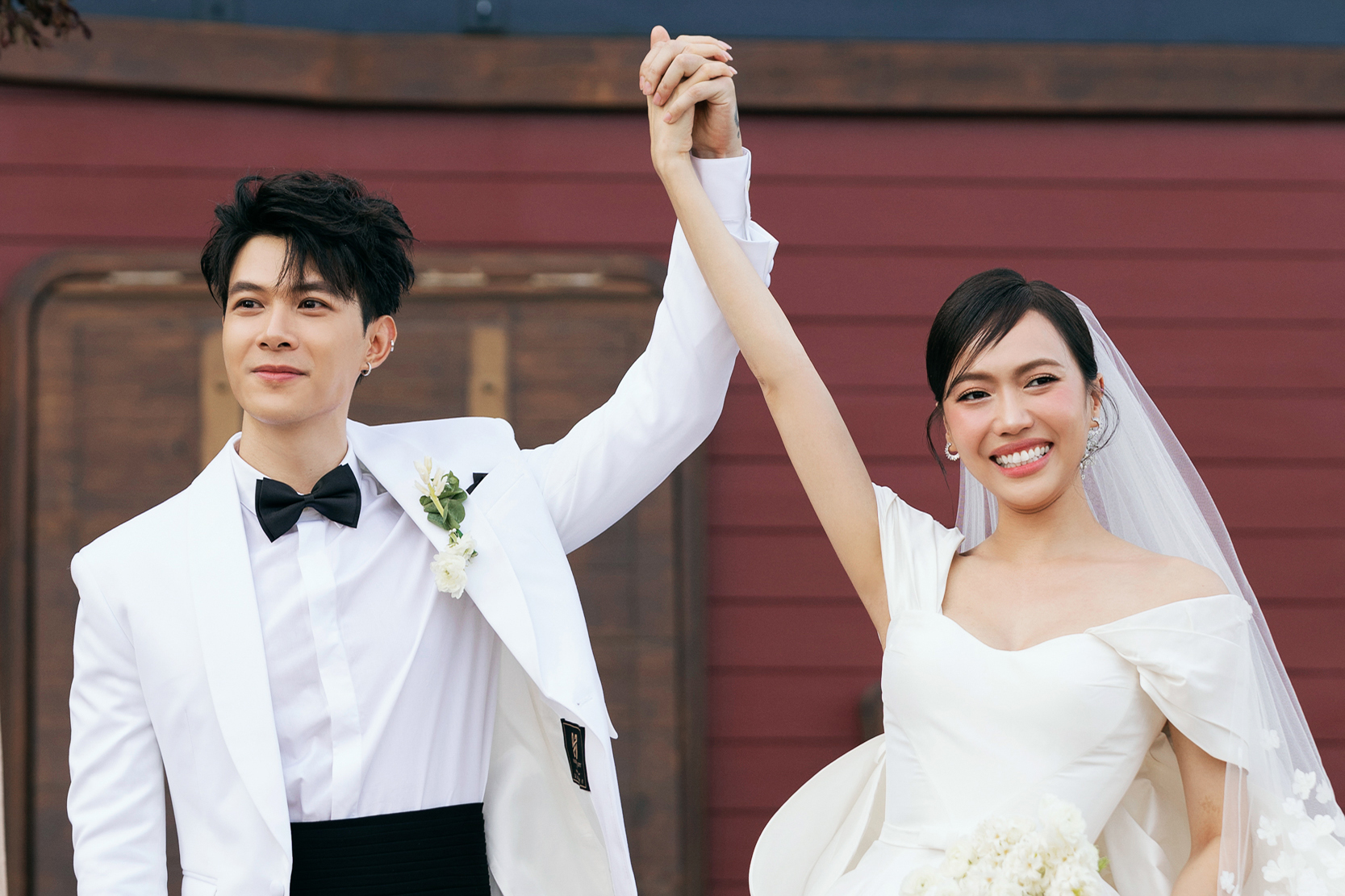 cả 2 đã về chung một nhà