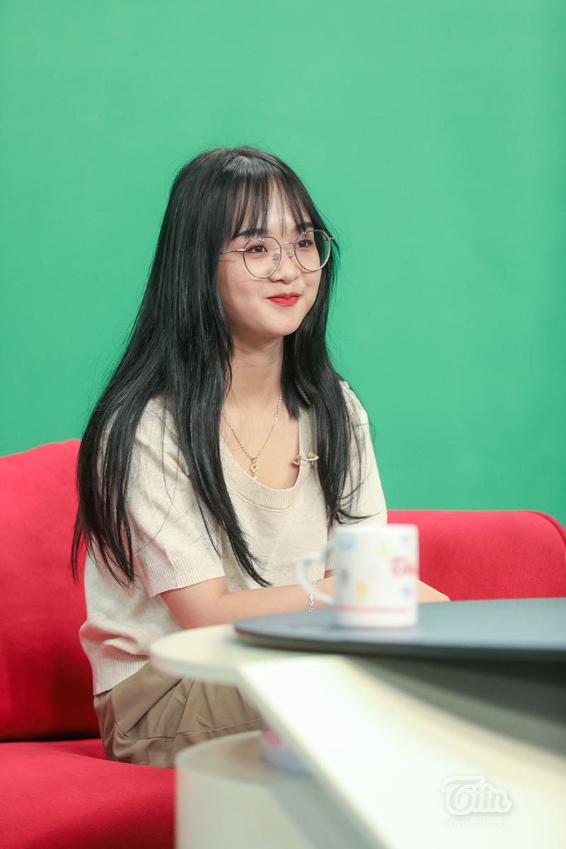Chân dung cô nàng Gấm Kami Tiktok