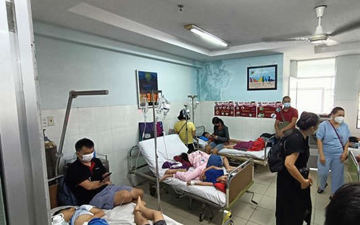Hàng loạt những biểu hiện ngộ độc