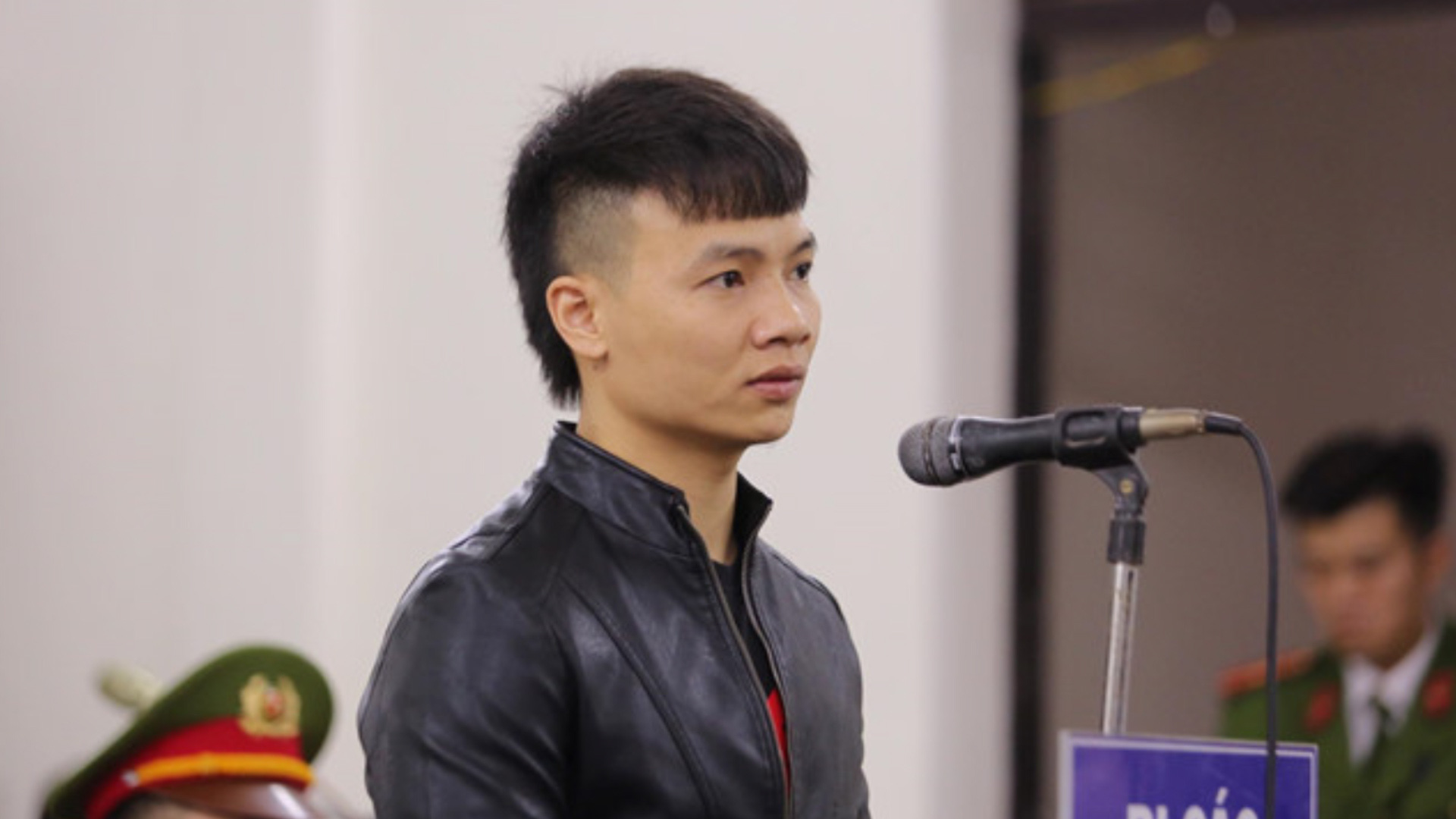 Hiện tượng mạng đứng trước vành móng ngựa