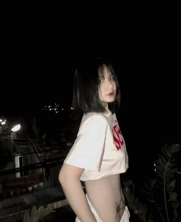 Chân dung cô nàng Khánh Trâm 2004