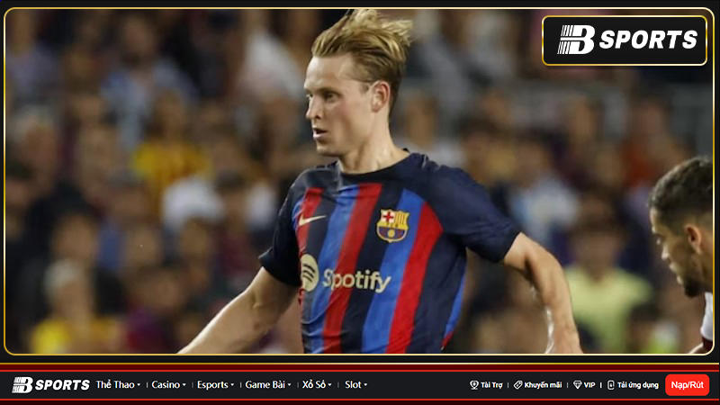 Quỷ Đỏ không từ bỏ chiêu mộ tiền vệ Frenkie de Jong