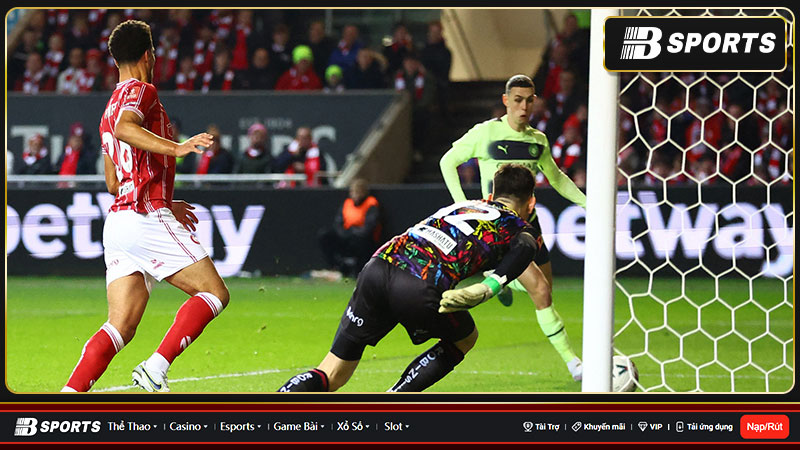 Thắng 3-0 trước Bristol City, Man City vào tứ kết của FA Cup