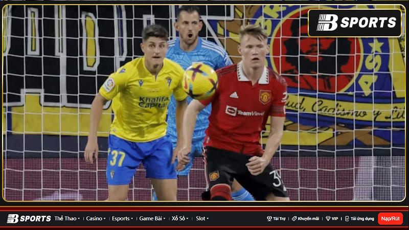 McTominay được cho là có thể sẽ ra đi để tìm kiếm suất đá chính ở một số câu lạc bộ đang quan tâm đến chữ ký của cầu thủ người Scotland.