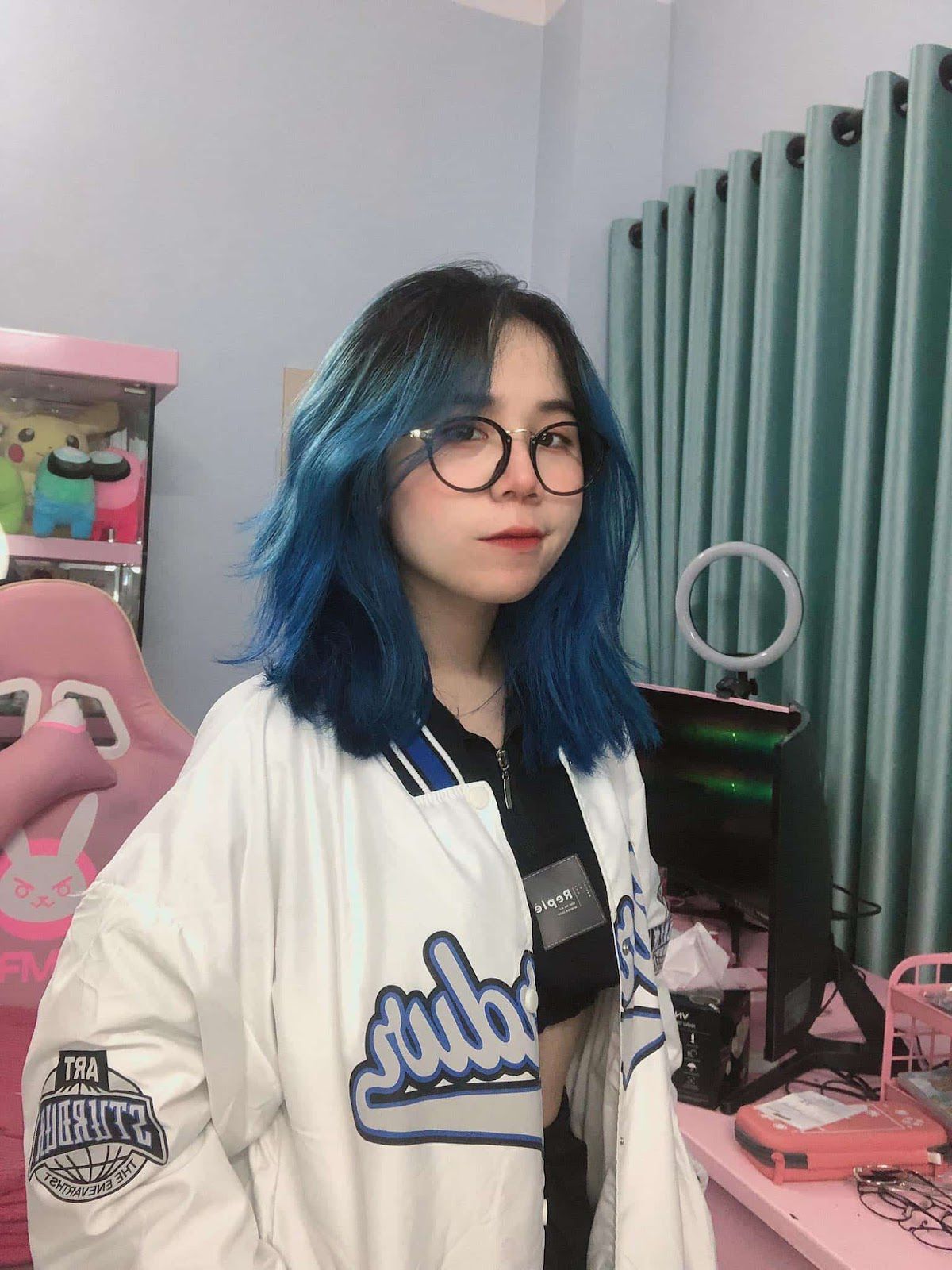 Cuộc sống của cô nàng sau hàng loạt phốt