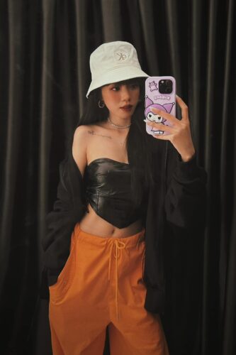 Ngoài là một Streamer, Tiktoker, gần đây nhất, Mèo Sao Hỏa còn lấn sân sang lĩnh vực diễn xuất, góp mặt trong nhiều MV nổi tiếng