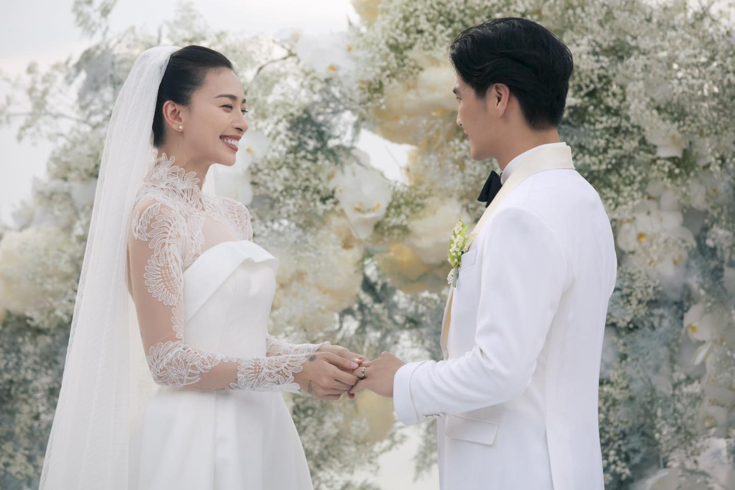 Đám cưới của 2 người