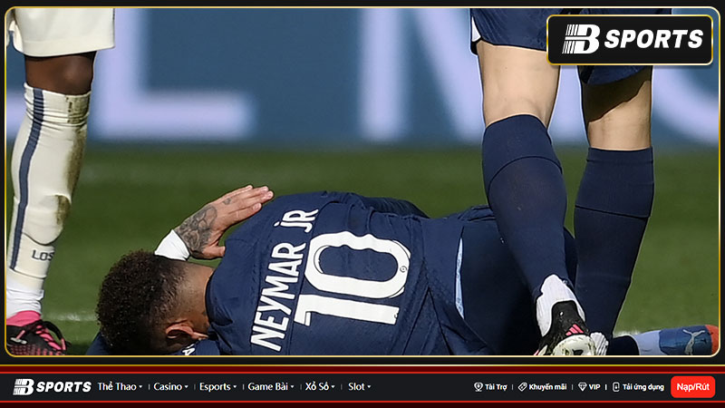 Neymar nghỉ vì chấn thương trong nhiều thời điểm quan trọng