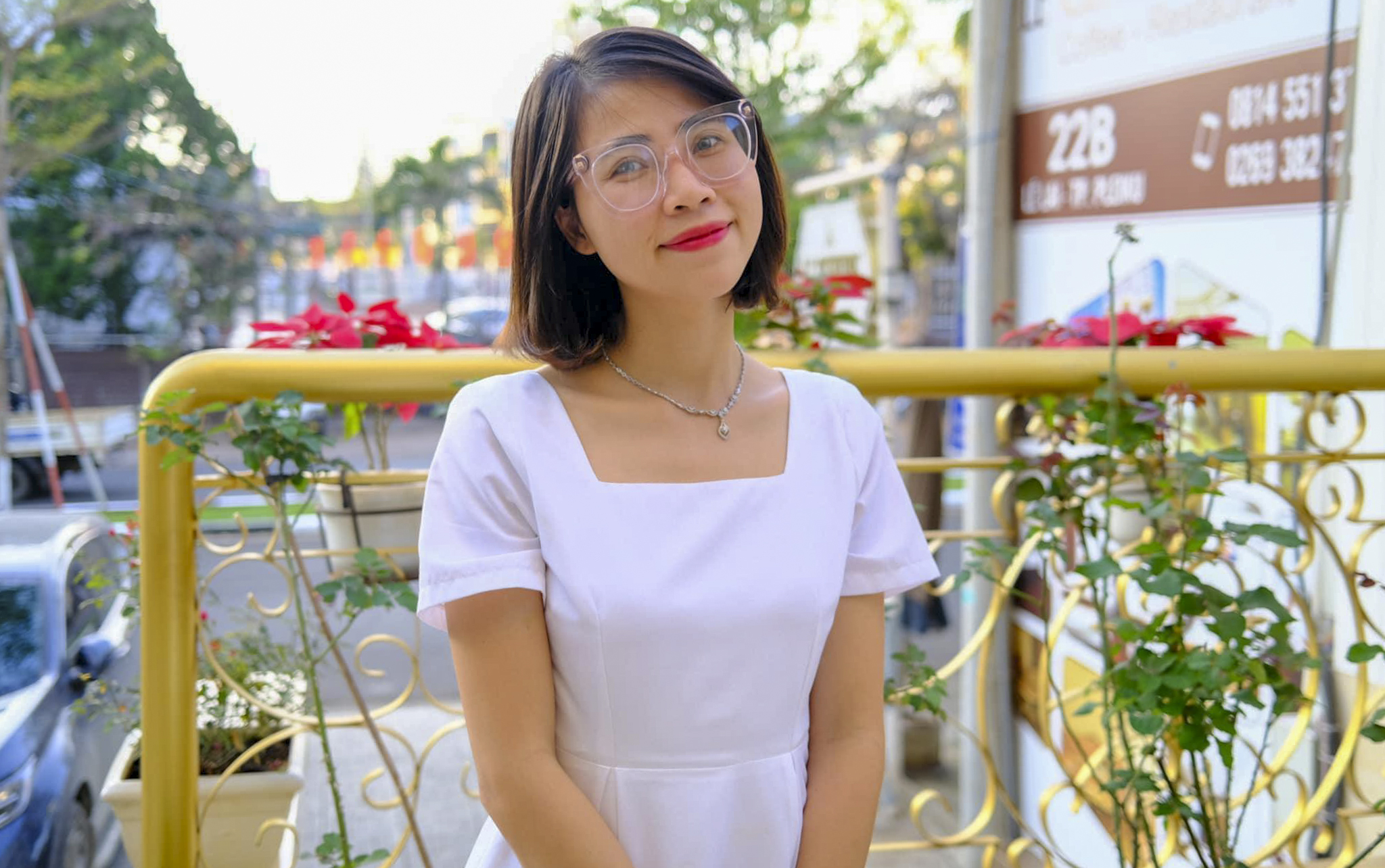 Thơ Nguyễn - Nàng thơ của các trẻ nhỏ dính nhiều lùm xùm