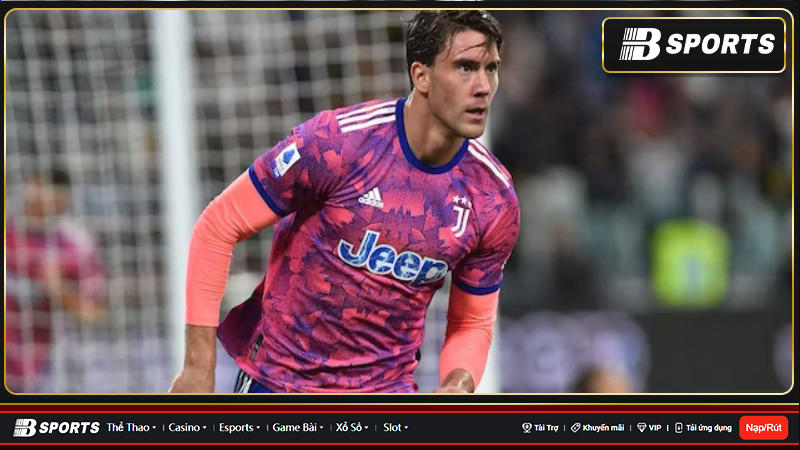 Man Utd được cho là đang dẫn đầu cuộc đua giành tiền đạo Dusan Vlahovic của Juventus