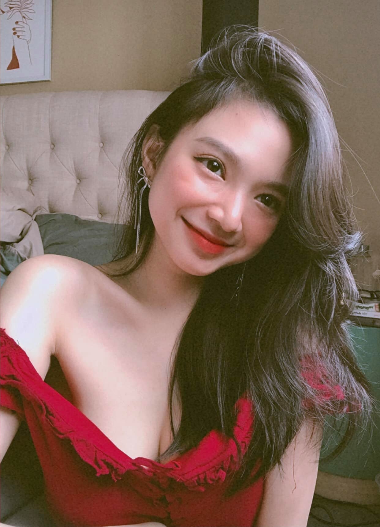Nghi vấn người đẹp đã bị lộ clip
