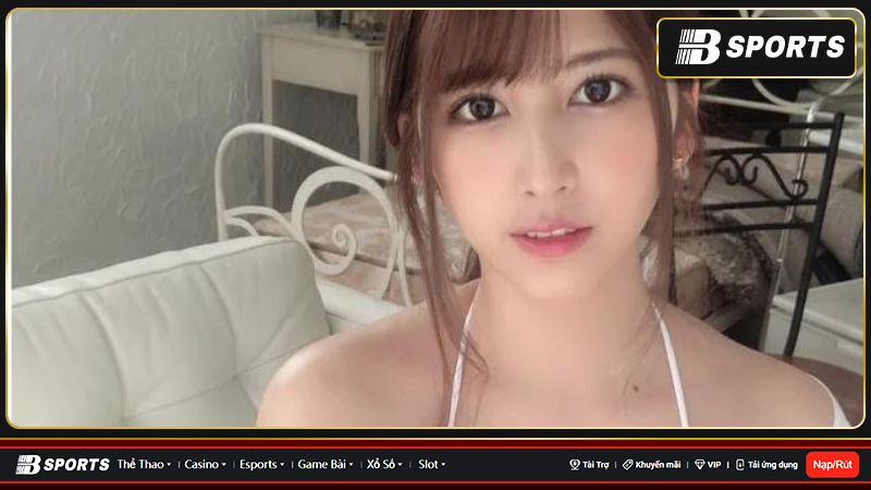 Riri Nanatsumori nóng bỏng và xinh đẹp