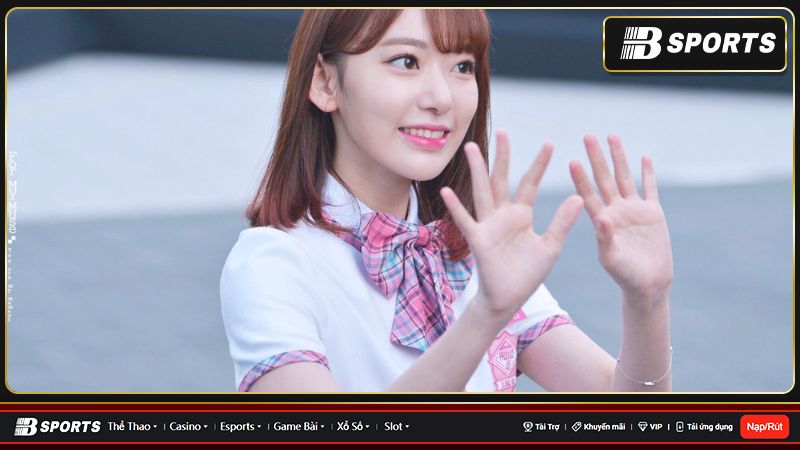 Miyawaki Sakura hoạt động và ra mắt tại Hàn Quốc